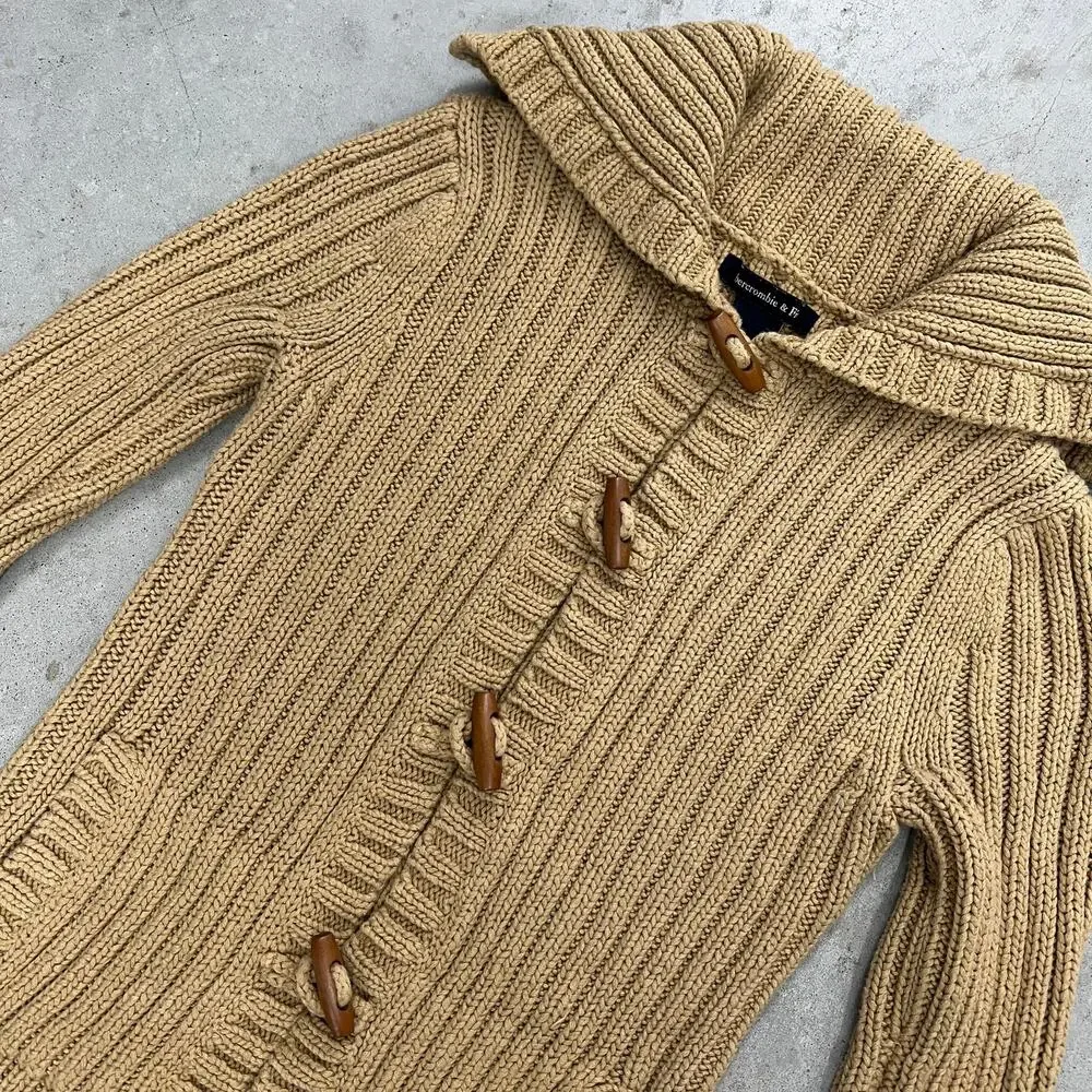 Abercrombie & Fitch Toggle Button Cardigan Tan Sweater‎ | Size Medium